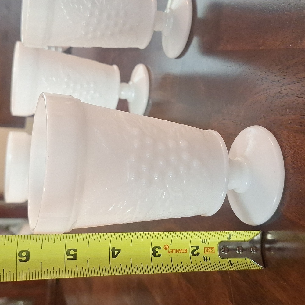 Vintage 4pc Milk Glass Goblet Set - Picture 7 of 7
